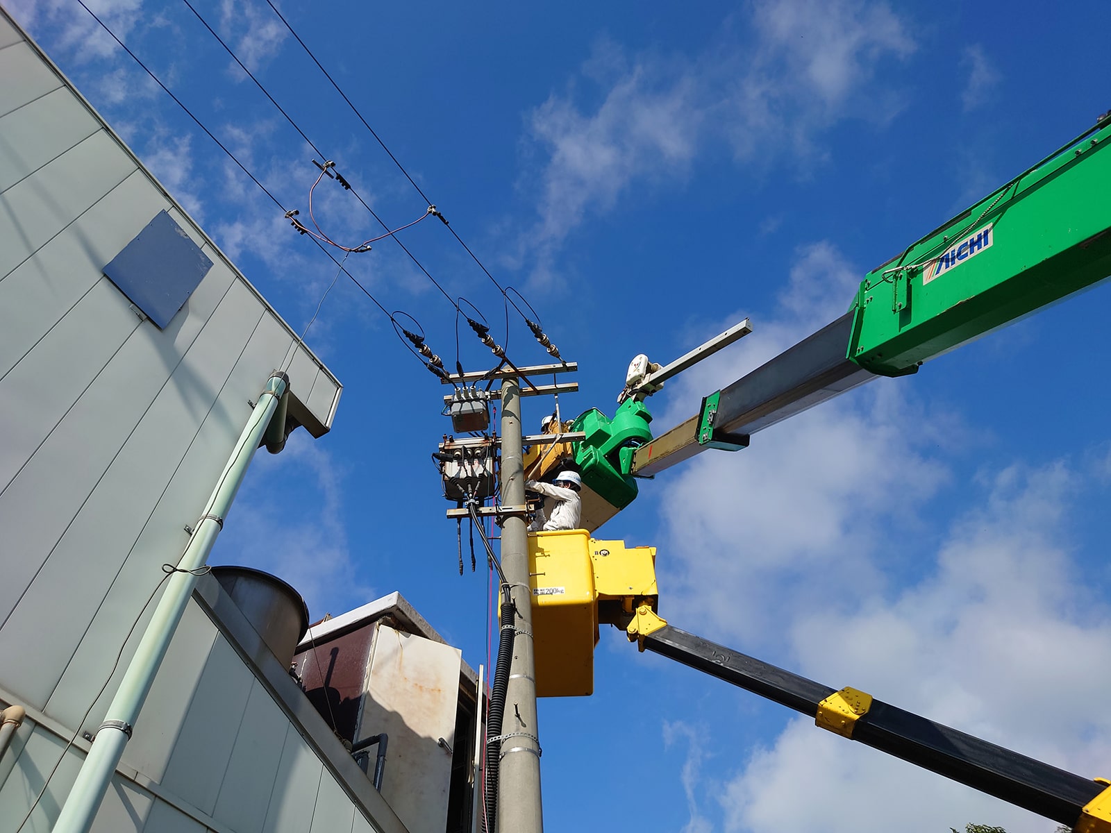 R4.11 某工場高圧受変電設備改修工事